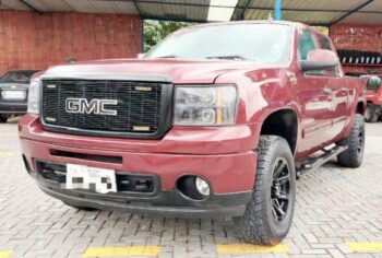 GMC Sierra - Imagen 2