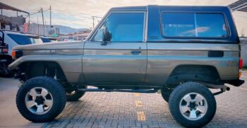 TOYOTA LAND CRUISER FJ70 - Imagen 4