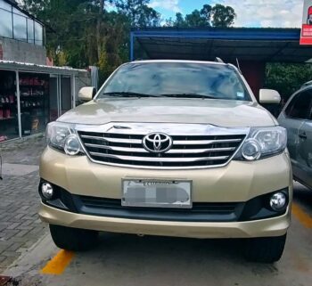 TOYOTA FORTUNER 2.7 4X4 CAJA MANUAL AÑO 2013 - Imagen 2