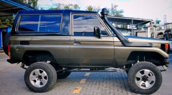 TOYOTA LAND CRUISER FJ70 - Imagen 3